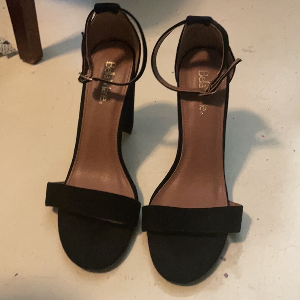 Clash simple black heels